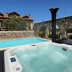 Santillana Aparthotel 3*