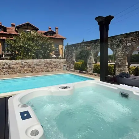 La Leyenda Lägenhetshotell 3*