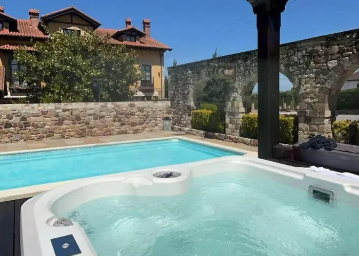 La Leyenda Aparthotel 3*