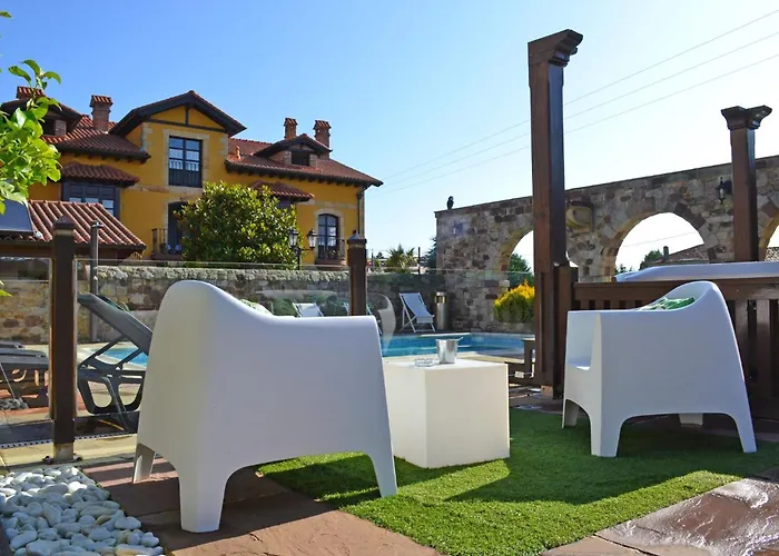 La Leyenda Aparthotel 3*